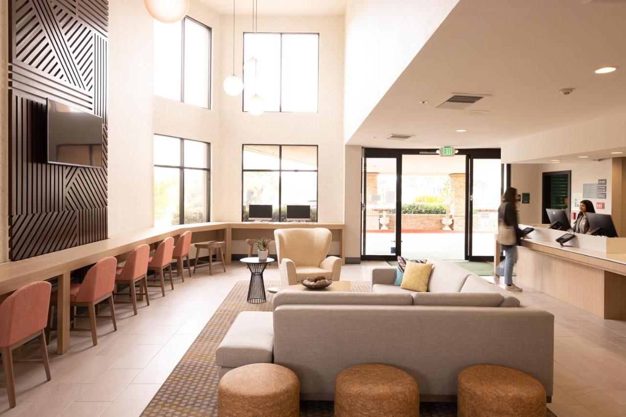 Holiday Inn Santa Ana-Orange County Airport By Ihg Ngoại thất bức ảnh