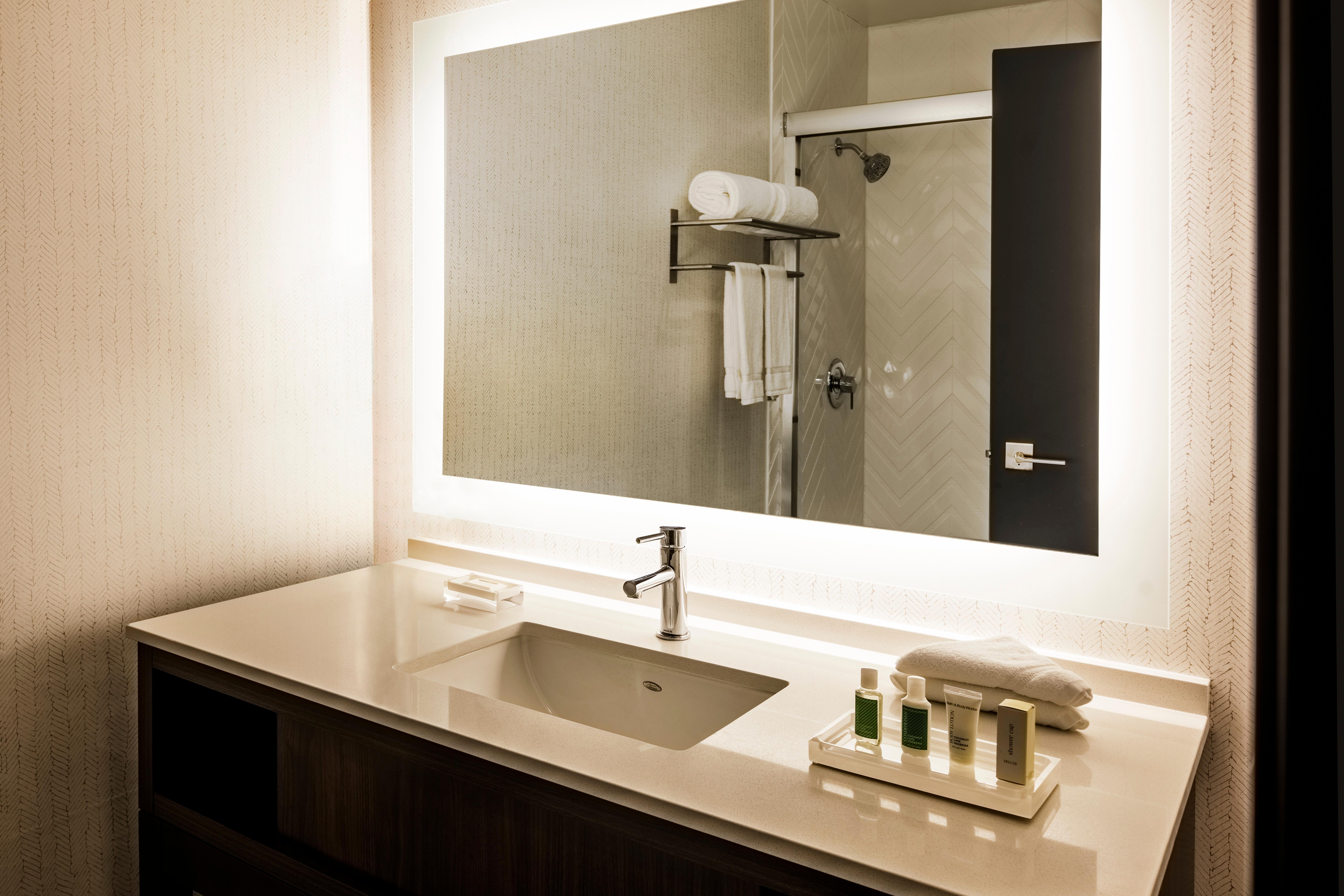 Holiday Inn Santa Ana-Orange County Airport By Ihg Ngoại thất bức ảnh
