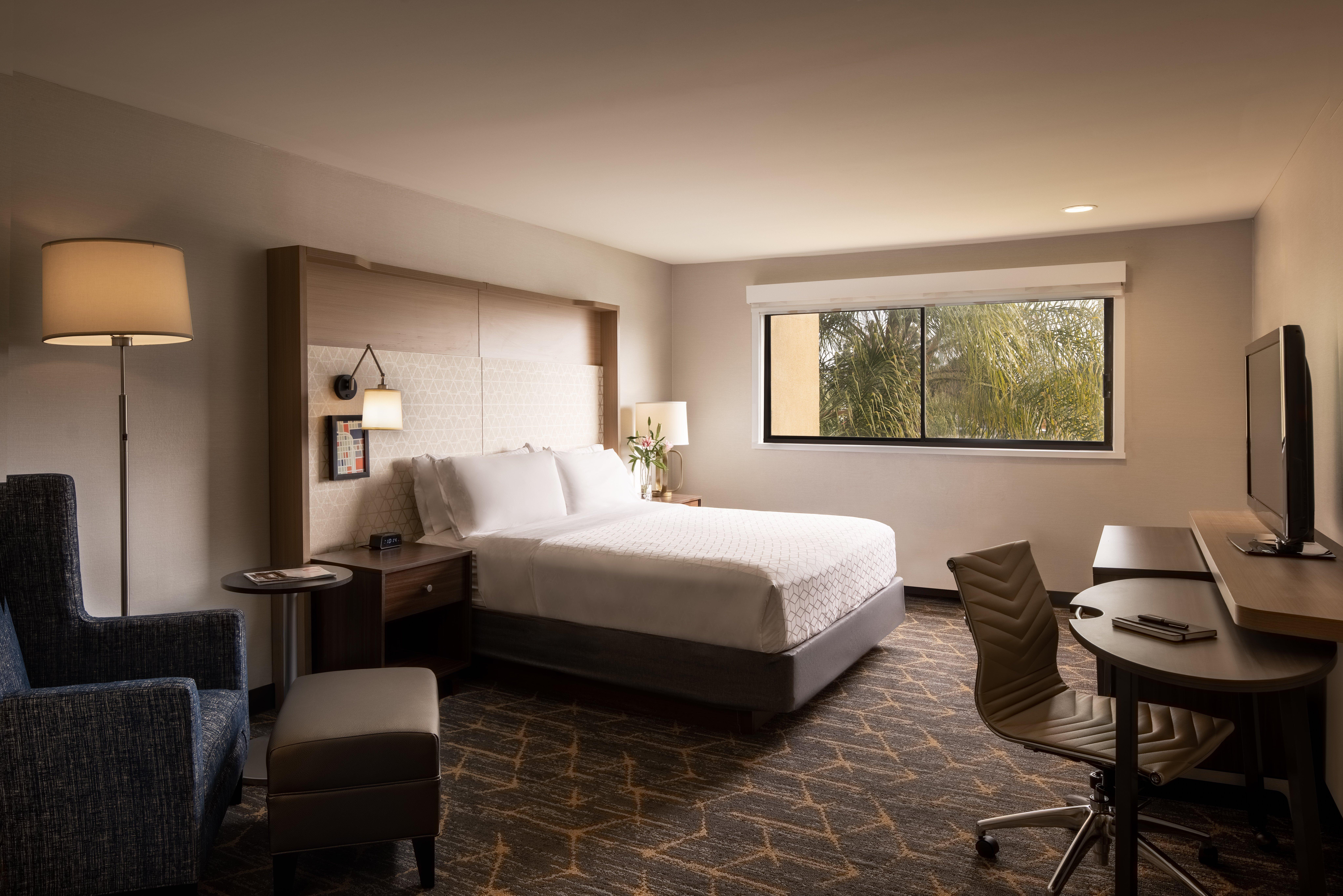 Holiday Inn Santa Ana-Orange County Airport By Ihg Ngoại thất bức ảnh