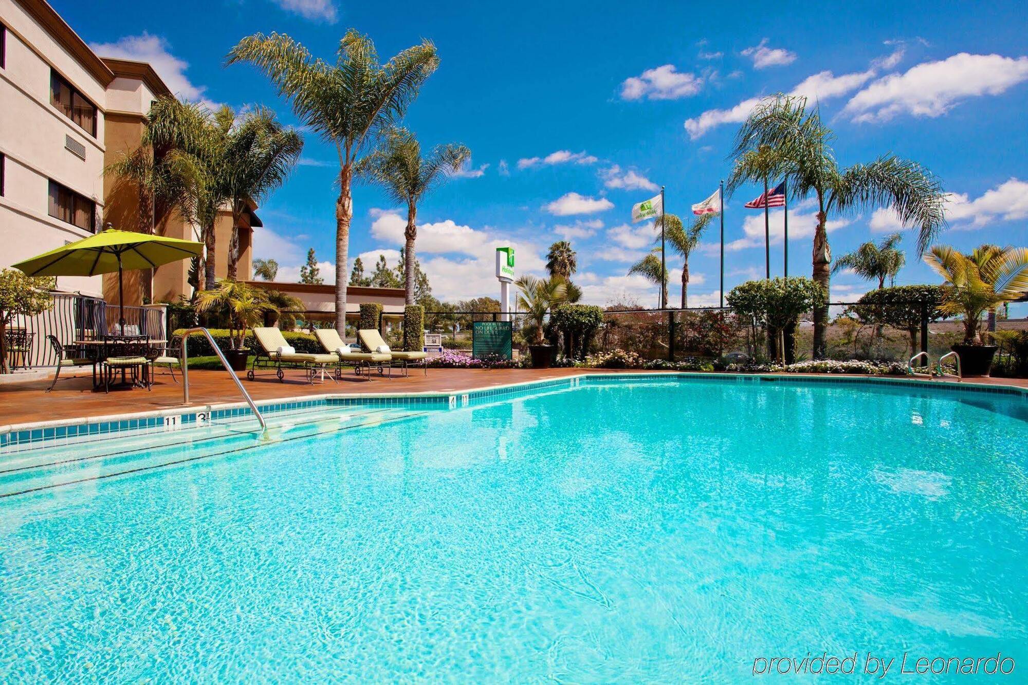 Holiday Inn Santa Ana-Orange County Airport By Ihg Ngoại thất bức ảnh