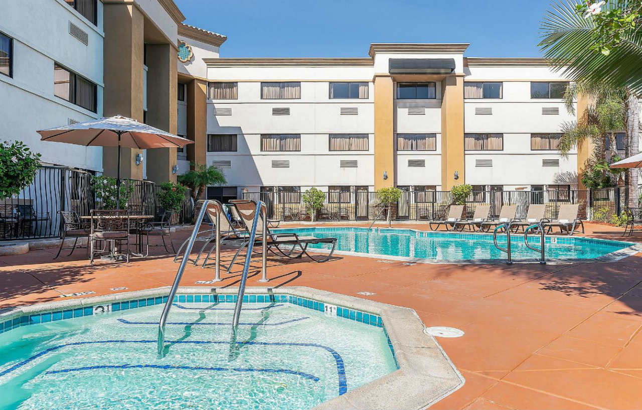 Holiday Inn Santa Ana-Orange County Airport By Ihg Ngoại thất bức ảnh